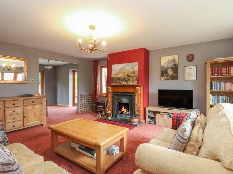 Tarmachan Cottage - West Highland Getaway Fort William Eksteriør billede